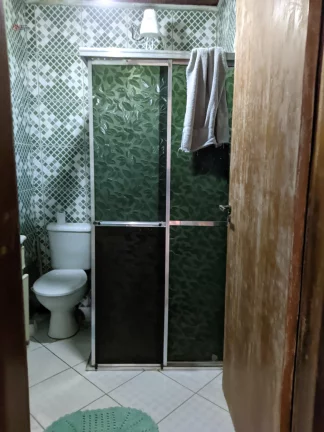 Imagem CASA TÉRREA A VENDA NO JARDIM ALVIVERDE. 2 DORMITÓRIOS, SALA, COZINHA, BANHEIRO, ÁREA DE SERVIÇO E QUINTAL GRANDE. GARAGEM PARA 4 CARROS.
