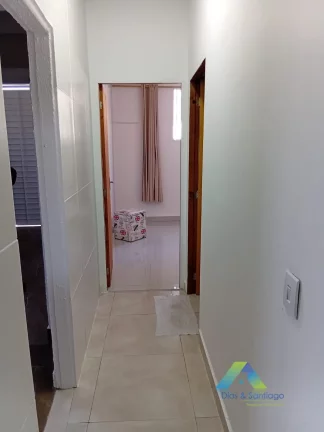 Imagem Sobrado a 15 minutos da estação do metro Jabaquara, 3 dormitórios, sala 2 ambientes, 1 vaga valor excelente !