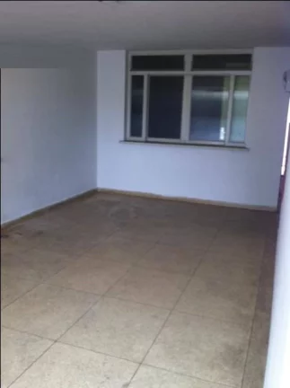 Imagem Barracão com 950m2 em ótima localização, no centro da cidade.Palace Imobiliária Ltda tem mais o...