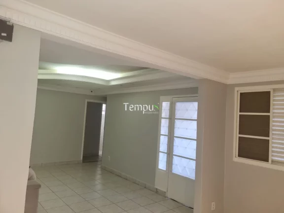 Imagem Casa à venda no bairro Jardim América - Goiânia/GO