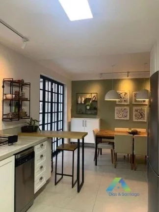 Imagem PLANALTO PAULISTA Sobrado 260M², 3 dormitórios 1 suíte, 2 vagas, jardim ótima localização e valor !!!