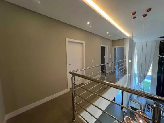 Imagem Casa alto padrão em condomínio com 4 suítes sendo 2 demi e 1 master em Camboriú