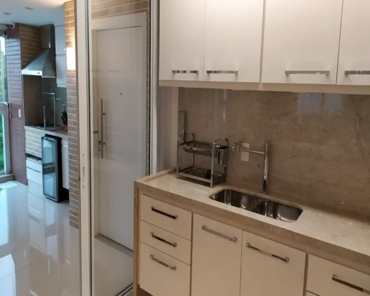 Imagem Lindo apartamento com vista total, sacada gourmet e lazer na Enseada