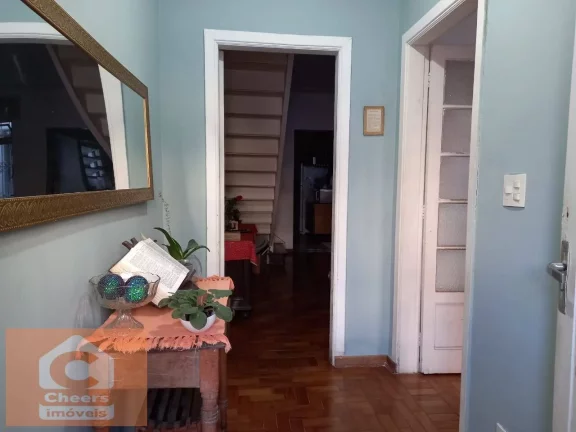 Imagem Sobrado - 200m² úteis - Metrô