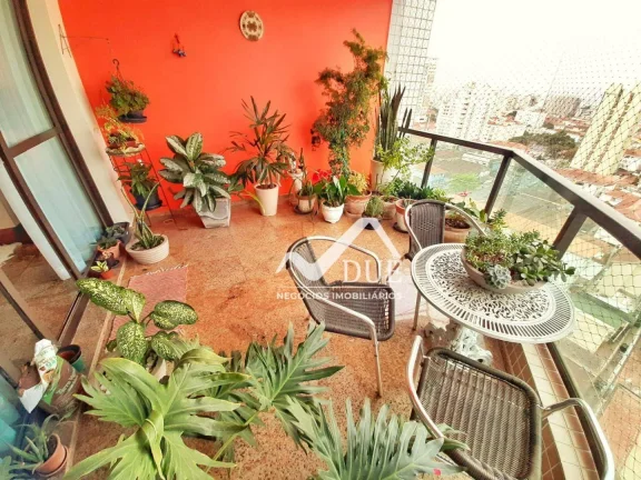 Imagem EXCELENTE COBERTURA MUITO ESPAÇOSA COM 4 VAGAS DE GARAGEM BOX DEMARCADAS E ESCRITURADAS. CONSTRUTORA ANAMAR, PRÉDIO COM APENAS 26 ANOS TOTALMENTE REPA