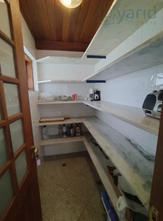Imagem Imóvel de luxo no Condomínio Bosque de Grevílea em Vinhedo-SP: 3 quartos, 2 suítes, 3 salas, 3 banheiros, 4 vagas, 245m².