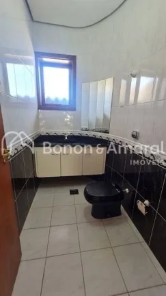 Imagem Casa em condomínio com 430 m² e 4 quartos
