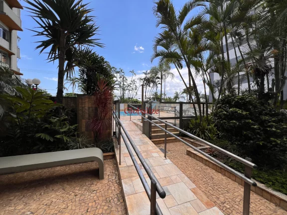 Apartamento de frente para o mar, 3 dormitórios e 2 vagas por R$ 2.800.000,00 no bairro da Aparecida em Santos