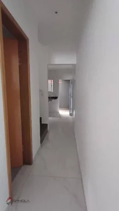 Imagem Sobrado com 2 dormitórios à venda, 70 m² por R$ 360.000,00 - Jardim Imperador - Praia Grande/SP