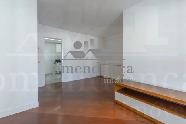 Imagem Apartamento a venda Pinheiros com 2 quartos (1 suíte) e 1 vaga, 68m²