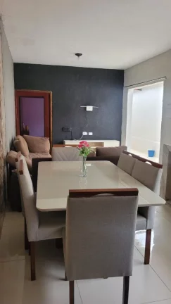 Imagem Casa com 2 dormitórios para alugar, 111 m² por R$ 2.400,00/mês - Cidade Salvador - Jacareí/SP