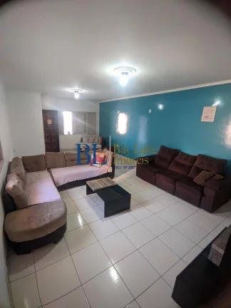 Imagem Casa Ampla com 4 Dormitórios, Suíte e Garagem para Até 7 Carros