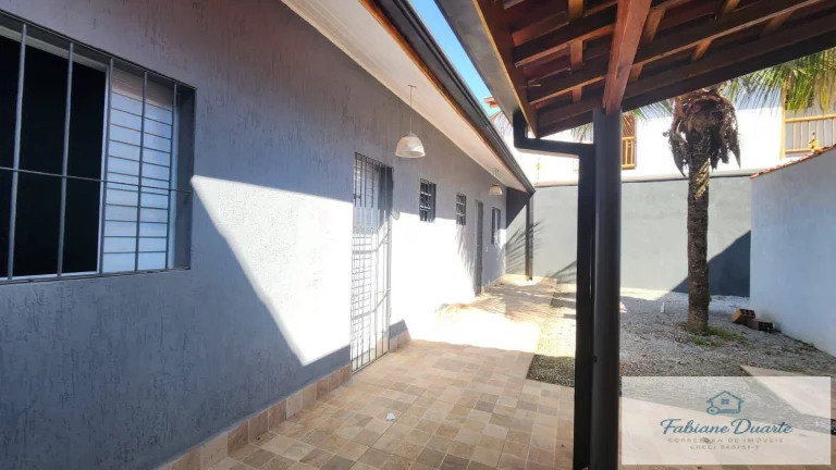Imagem Casa recém reformada no Perequê Açú