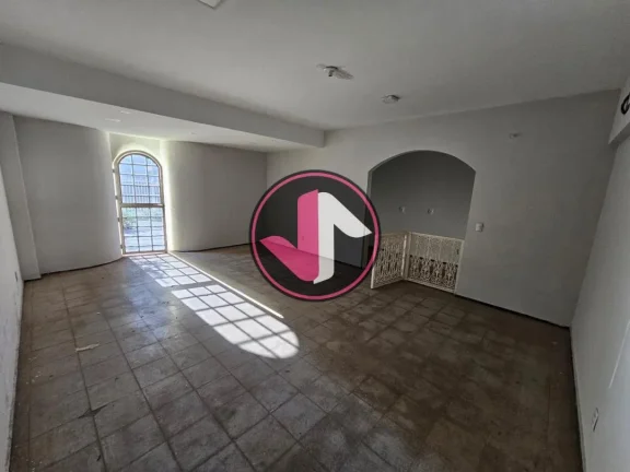 Imagem Se você procura um imóvel comercial espaçoso e bem localizado em Cuiabá, esta Casa Comercial no ...