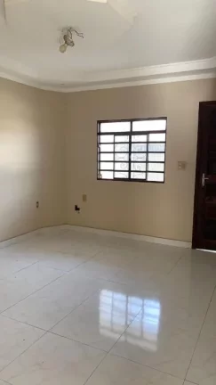 Imagem Sobrado com 3 dormitórios à venda, 300 m² por R$ 650.000,00 - Jardim Santa Helena - Poá/SP