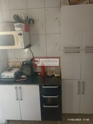 Imagem Vendo Oportunidade no Guarapiranga. Apartamento de 2 dormitórios, Sala, cozinha,Banheiro, área de serviço, 1 vaga de garagem, por R$. 150.000, aceita carro e moto como parte de pagamento, próximo ao parque Guarapiranga. Oportunidade.