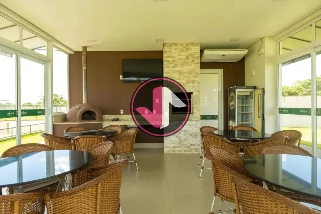 Imagem Linda casa em condomínio à venda no Condomínio Primor das Torres, em Cuiabá. Com 135,5 m² de á...