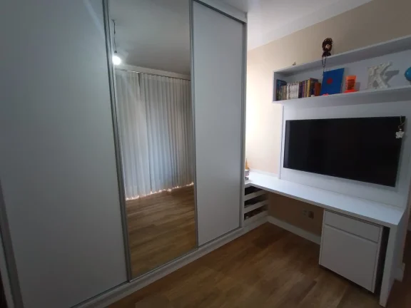 Imagem Sobrado De 4/4 Sendo 2 Suites Plenas Sozinho No Lote No Jardim Da Luz