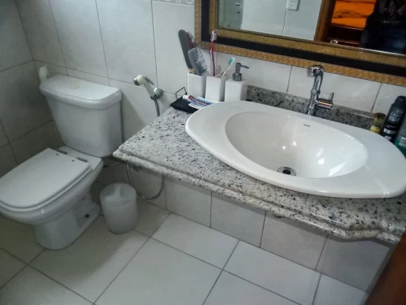 Imagem Apartamento com 3 dormitórios à venda, 130 m² por R$ 360.000,00 - Enseada - Guarujá/SP