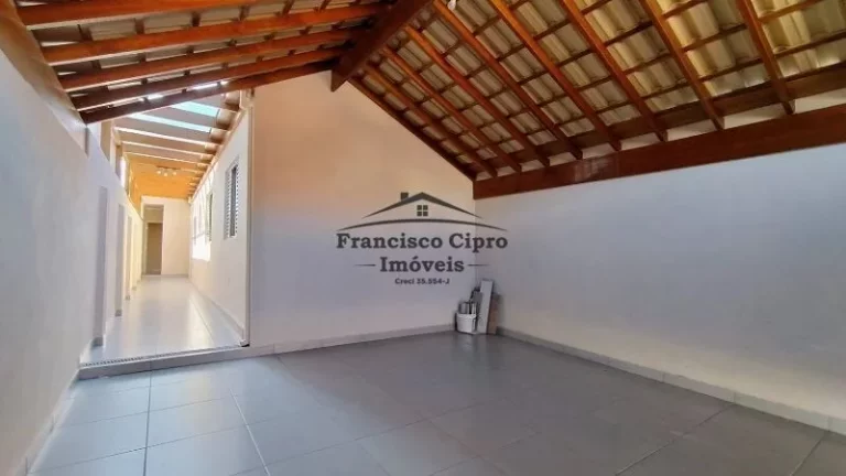 Imagem Casa à venda no bairro Santa Rita - Guaratinguetá/SP