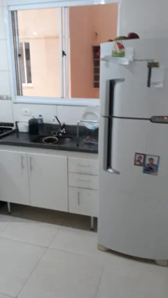 Imagem Apartamento com 2 quartos sendo 1 suíte, sala 2 ambientes com sacada, cozinha planejada, banheiro c...