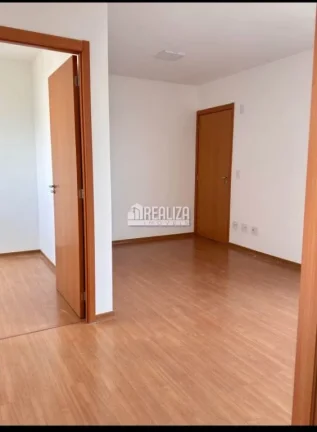 Imagem Aluguel de Apartamento com Piscina no Condomínio Residencial Veneza, bairro Vila Arquelau, em Uberaba