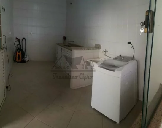 Imagem Casa-Sobrado-para-Venda-em-Vila-Indiana-Guaratingueta-SP