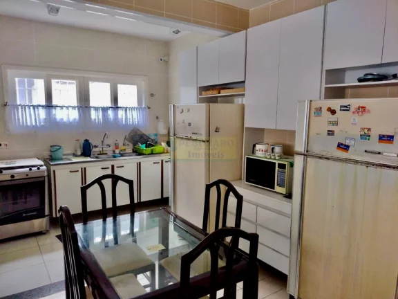 Imagem Grandiosa Casa a Venda na Praia da Martim de Sá