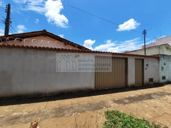 Imagem Casa para Venda em Corinto, Centro, 2 dormitórios, 3 banheiros, 4 vagas