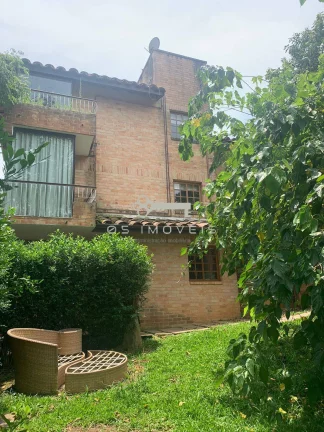 Imagem Casa em Condomínio em meio a natureza com 10 casas na Granja Viana!!!!