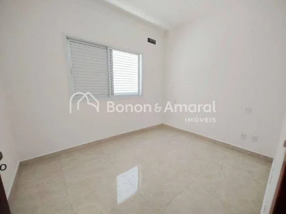Imagem Casa com 3 suítes, varanda, sala de estar, sala de jantar, cozinha, área de serviço, quintal, esp...