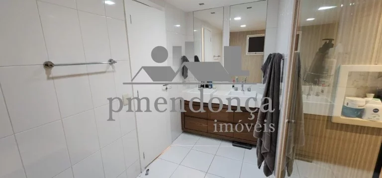 Imagem Apartamento na Barra Funda com varanda gourmet, 3 dormitorios (1 suite ) e 2 vagas, 163m²