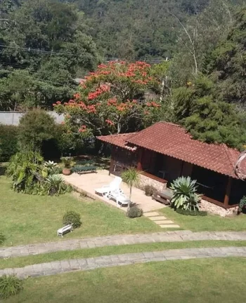 Imagem MARAVILHOSA CASA EM CONDOMINIO FECHADO A VENDA EM NOVA FRIBURGO.