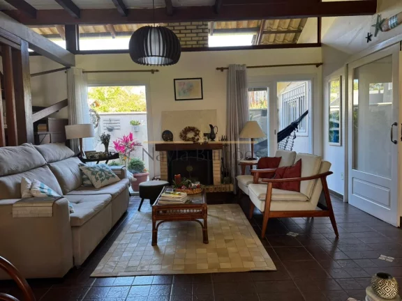 Imagem CASA RESIDENCIAL em GAROPABA - SC, centro