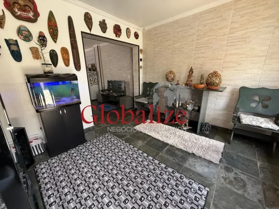 Imagem Sobrado com 3 dormitórios, piscina, 2 vagas de garagem no bairro do Embaré em Santos por R$ 1.270.000,00