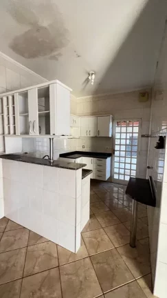 Imagem CASA Á VENDA NO FRANVILLE DE ESQUINA COM A RECEITA FEDERAL, EXCELENTE LOCALIZAÇÃO!