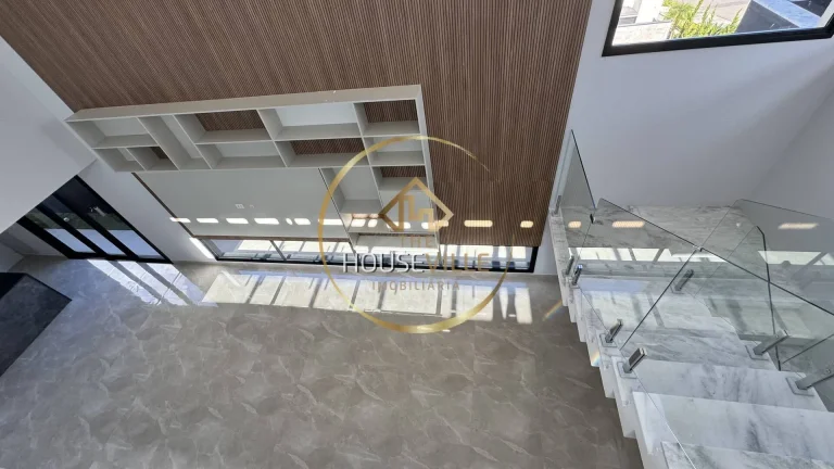 Imagem Casa Sobrado, 3 Dormitórios (3 Suítes), 2 Vagas, Residencial Verana.