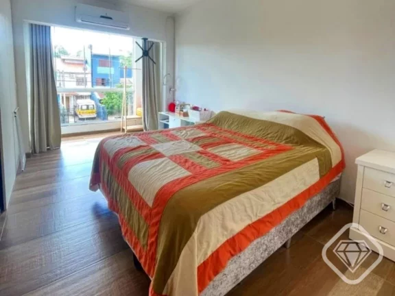 Imagem Casa reformada e pronta para morar no bairro Hípica - Guadalupe

Brilhante Imóveis oferece bela re...