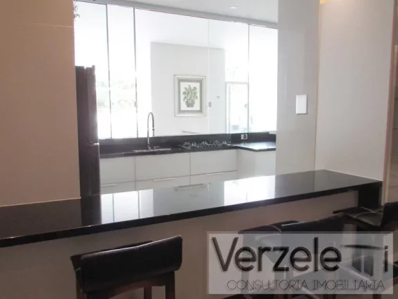 Imagem Cobertura para Venda em Balneário Camboriú / SC no bairro Centro