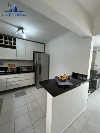 Imagem CASA LINDA, ÓTIMO ACABAMENTO. ÁRMÁRIOS TOP. CONDOMÍNIO COM LAZER DE CLUBE.