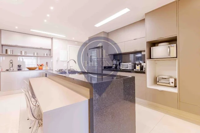 Imagem Apartamento à venda no Itaim Bibi, São Paulo-SP: 2 quartos, 2 suítes, 4 banheiros, 1 vaga, 150m² de área.