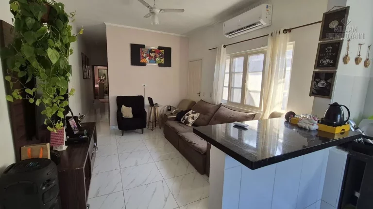 Imagem CASA GEMINA COM 2 DORMITÓRIOS SENDO 1 SUÍTE NA SOLEMAR
