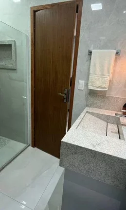 Imagem Apartamento para Venda em Nova Friburgo, Centro, 2 dormitórios, 1 suíte, 3 banheiros, 1