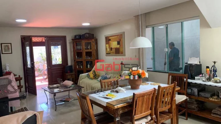 Imagem Casa com 4 dormitórios à venda, 232 m² por R$ 1.200.000,00 - Portinho - Cabo Frio/RJ