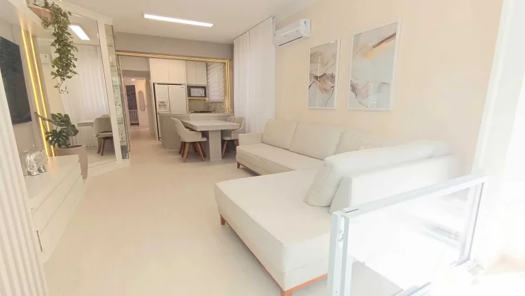 Imagem Apartamento com 3 dormitórios sendo 2 suítes e 1 vaga de garagem Centro, Balneário Camboriú/SC