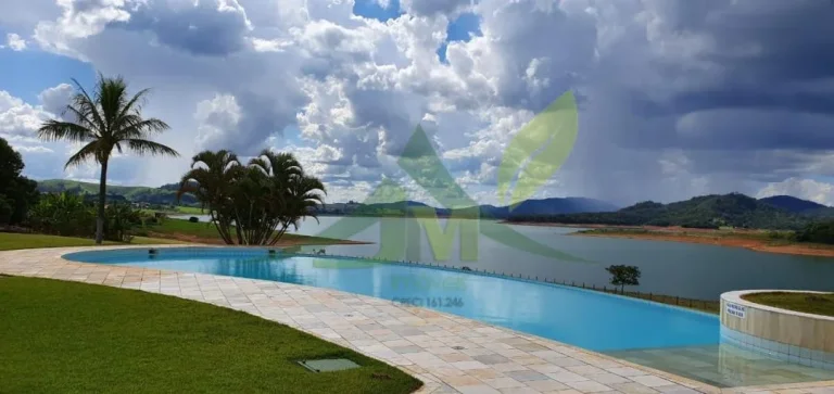 Imagem Mansão à Venda na Beira da Represa de Piracaia – Exclusividade e Sofisticaç