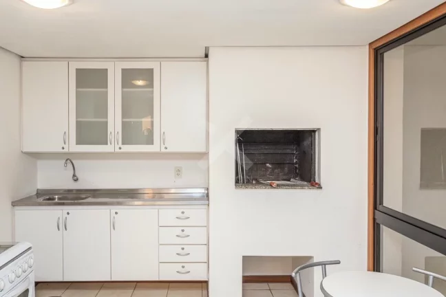 Imagem Apartamento à venda em Porto Alegre, Mont Serrat, com 1 quarto, 45m2