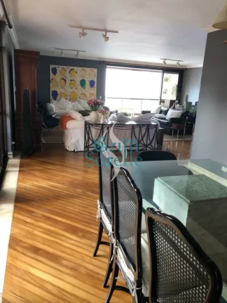 Imagem Cobertura Duplex à Venda em Moema - São Paulo/SP.
