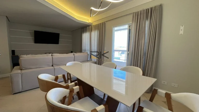 Imagem APARTAMENTO PRAIA GRANDE com 3 dormitórios sendo 2 suítes,2 vagas de garagem,varanda gourmet com churrasqueira,sala 2 ambientes