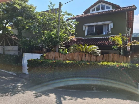 Imagem Casa em Condomínio para Venda em Rio de Janeiro, Vargem Pequena, 4 dormitórios, 2 suítes, 3 banheiros, 2 vagas